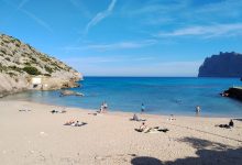 Cala barques foto de pere llobera per a punt informatiu