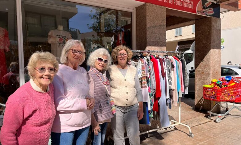 Voluntaris botiga solidària DSR Port de Pollença