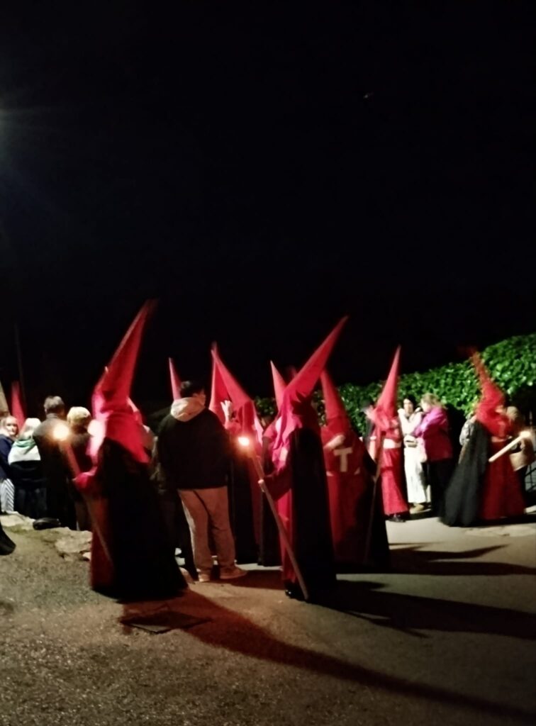 Pujant al Calvari. Dijous Sant. Foto: Pere Llobera per a punt informatiu