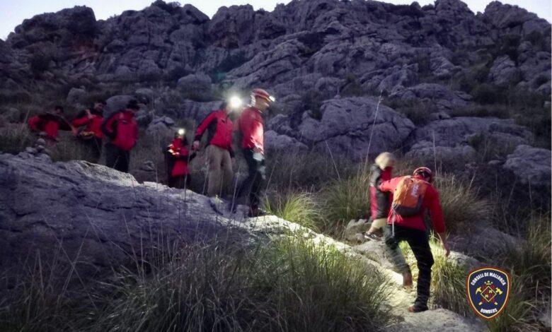 Efectius dels Bombers de Mallorca en un rescat a la muntanya a Pollença